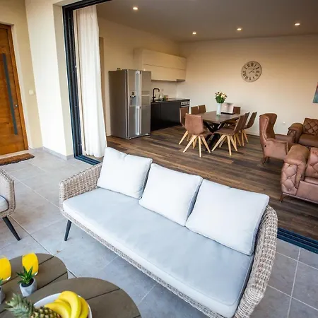 빌라 Noel - Luxury With Pool Međugorje